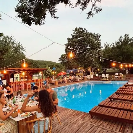 Hotel Family Bungalov *
